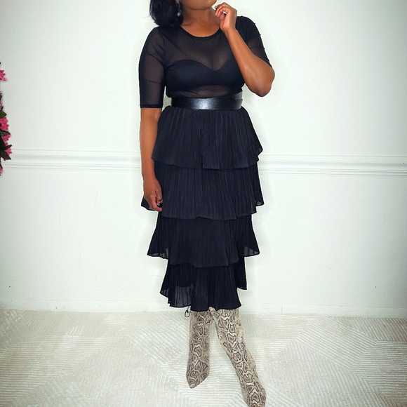 Black Tiered Ruffle Midi Skirt - Picture 1 of 3